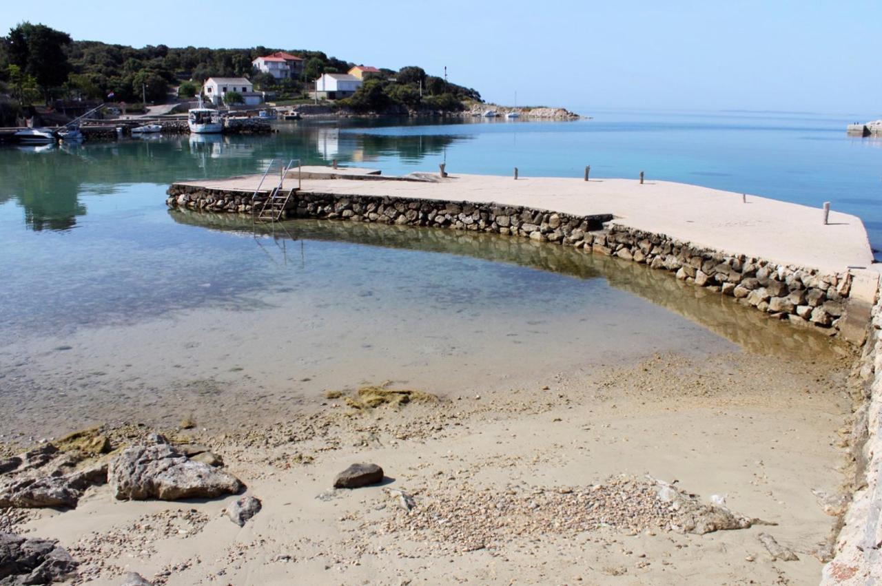 Apartments And Rooms By The Sea Jakisnica, Pag - 4160 Lun  Bagian luar foto