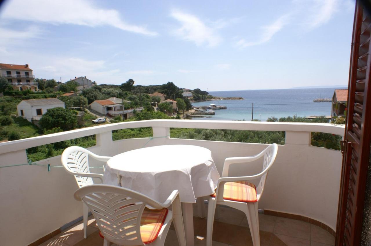 Apartments And Rooms By The Sea Jakisnica, Pag - 4160 Lun  Bagian luar foto
