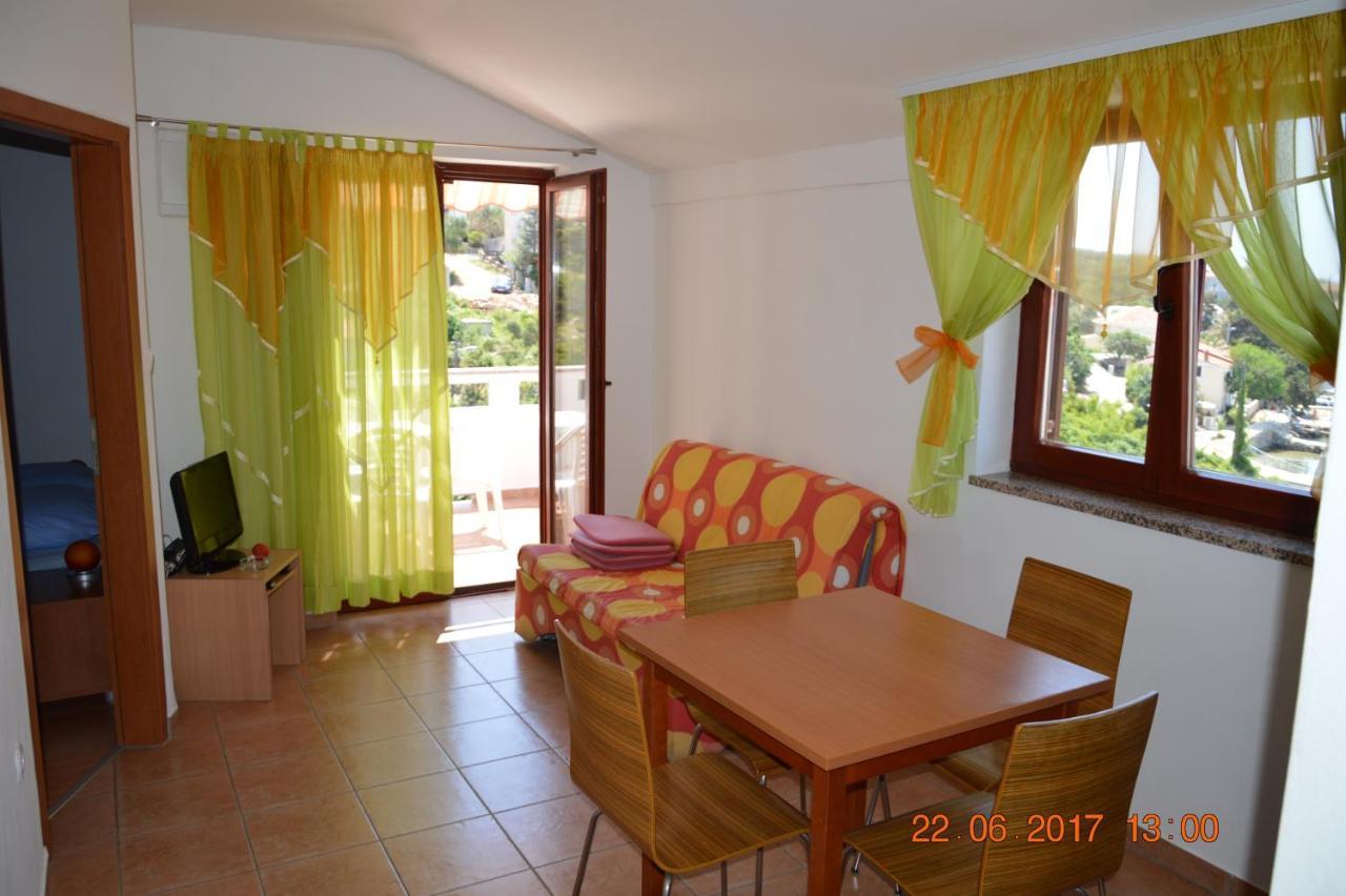 Apartments And Rooms By The Sea Jakisnica, Pag - 4160 Lun  Bagian luar foto