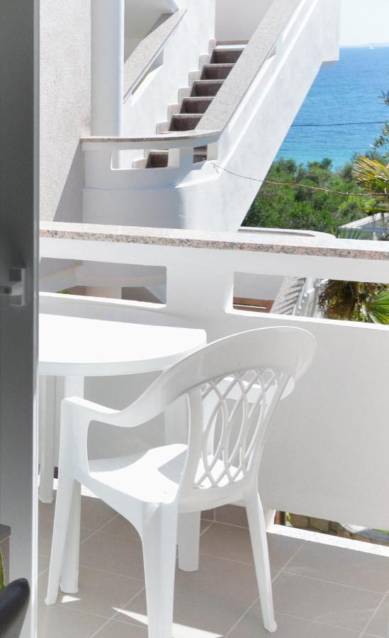 Apartments And Rooms By The Sea Jakisnica, Pag - 4160 Lun  Bagian luar foto