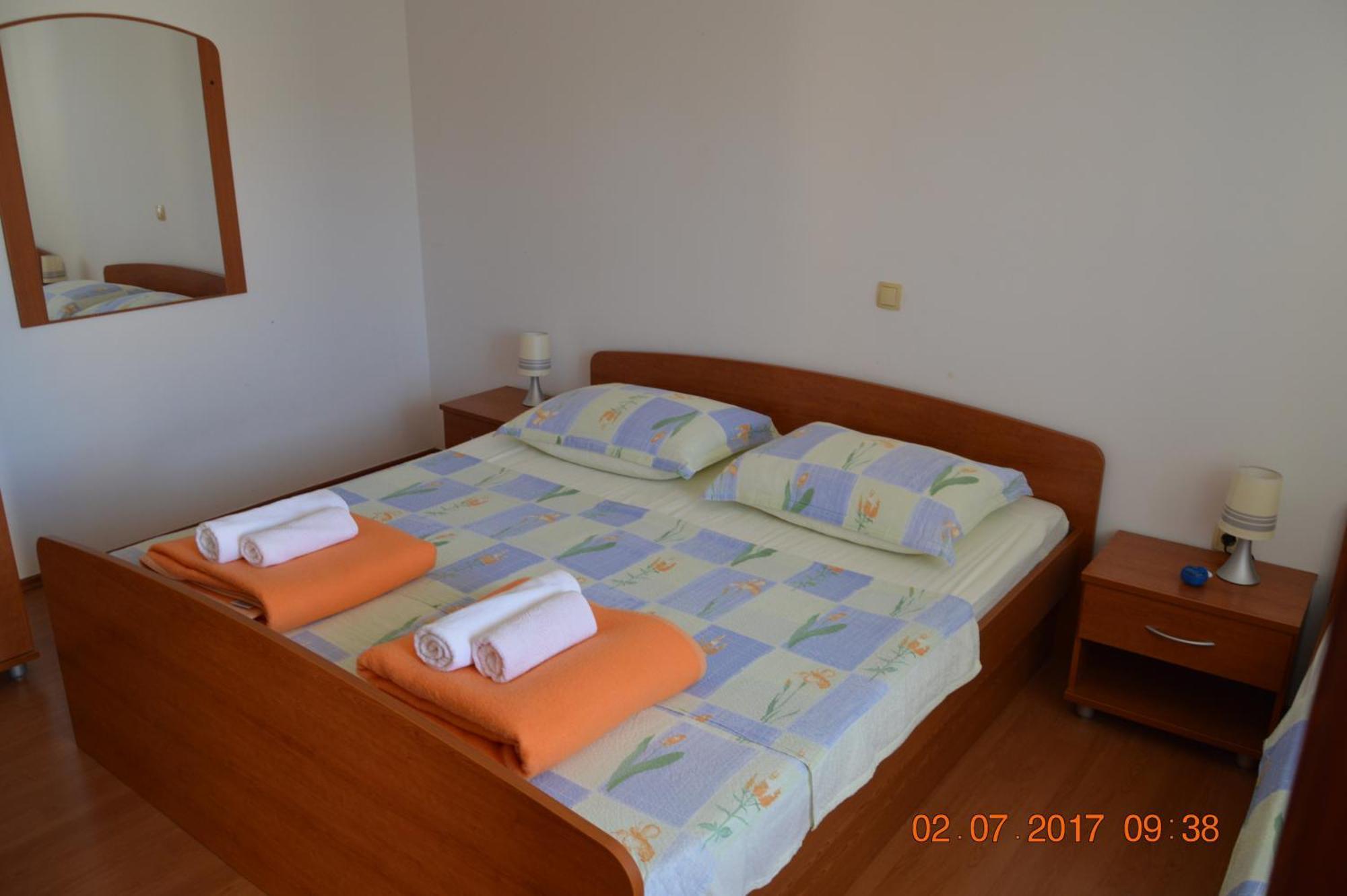 Apartments And Rooms By The Sea Jakisnica, Pag - 4160 Lun  Ruang foto
